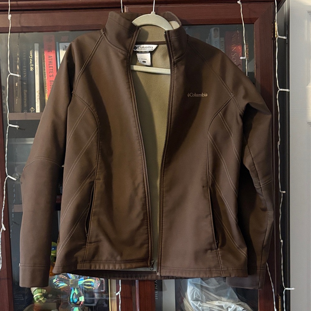 Columbia Dark Brown Softshell Jacket